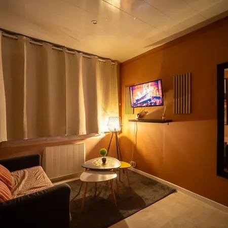 L'imperial - Netflix I Billard I Wifi I Centre-ville - Cosy & Confort & Design * Anzin